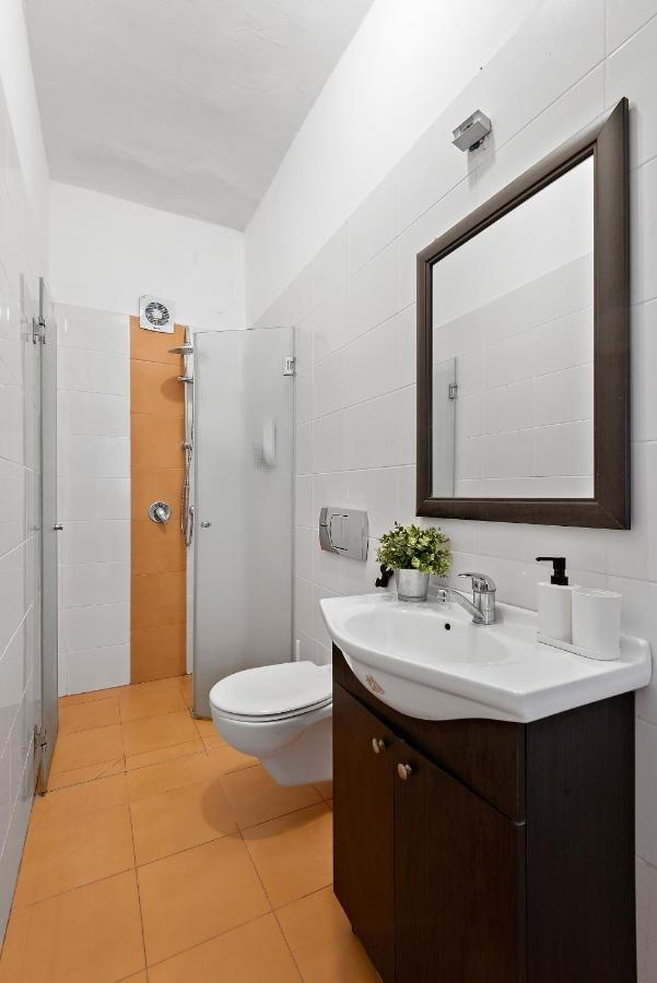 Design Apartments Tel Aviv Bagian luar foto